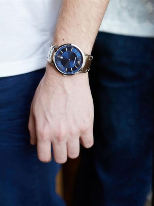 Emporio Armani AR2477 Erkek Kol Saati