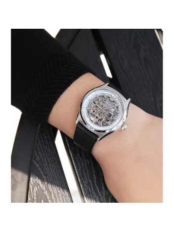 Emporio Armani AR60003 Erkek Kol Saati