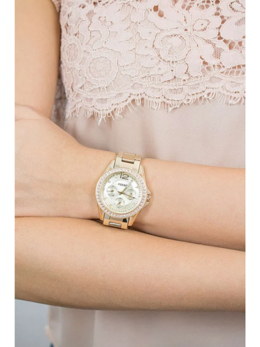 Fossil FES3203 Kadın Kol Saati Fossil FES3203 Kadın Kol Saati