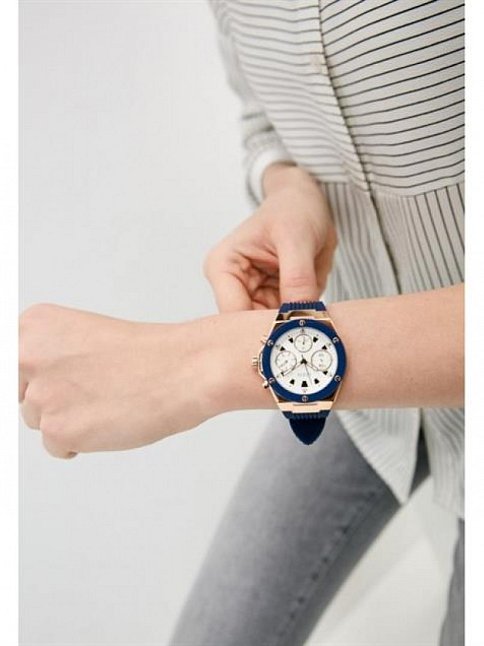 Guess GUGW0030L5 Kadın Kol Saati