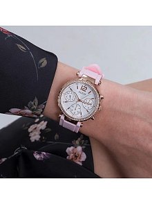 Guess GUGW0113L4 Kadın Kol Saati