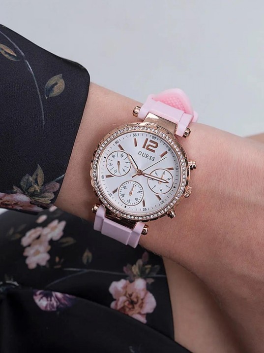 Guess GUGW0113L4 Kadın Kol Saati Guess GUGW0113L4 Kadın Kol Saati