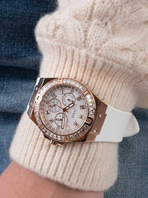 Guess GUGW0118L4 Kadın Kol Saati