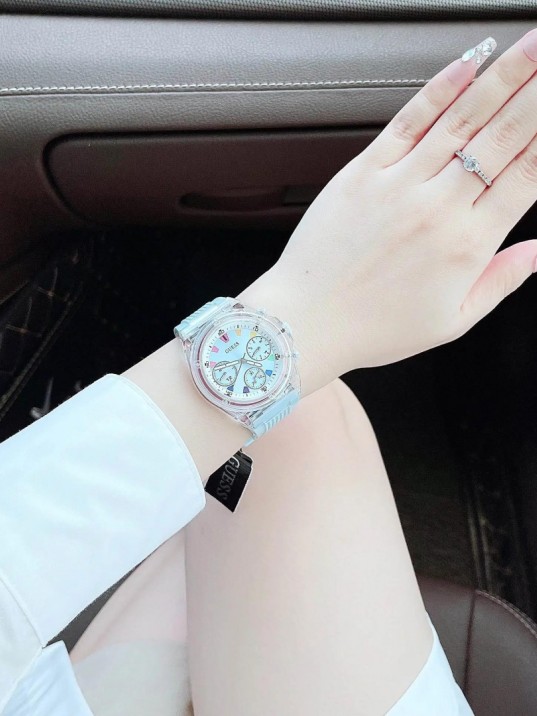 Guess GUGW0438L8 Kadın Kol Saati Guess GUGW0438L8 Kadın Kol Saati