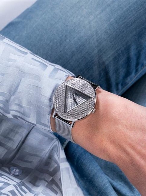 Guess GUGW0477L1 Kadın Kol Saati