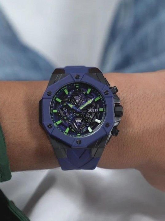 Guess GUGW0579G3 Erkek Kol Saati