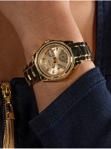 Guess GUGW0685L2 Kadın Kol Saati