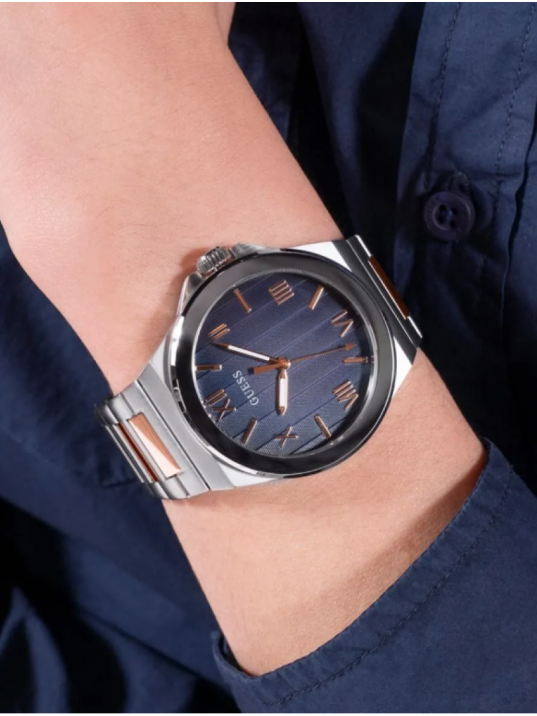 Guess GUGW0789G4 Erkek Kol Saati