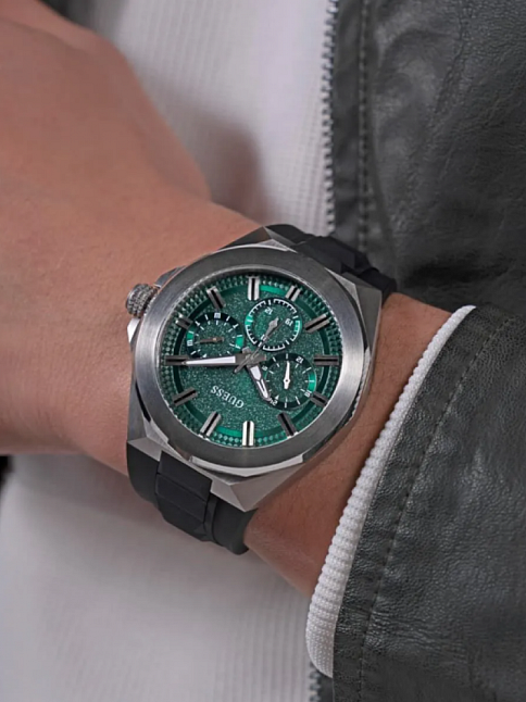 Guess GUGW0799G3 Erkek Kol Saati