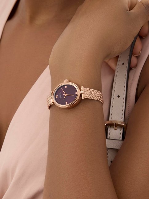Guess GUGW0935L3 Kadın Kol Saati