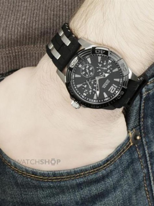 Guess GUW0366G1 Erkek Kol Saati