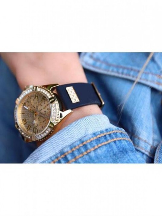 Guess GUW1160L1 Kadın Kol Saati Guess GUW1160L1 Kadın Kol Saati