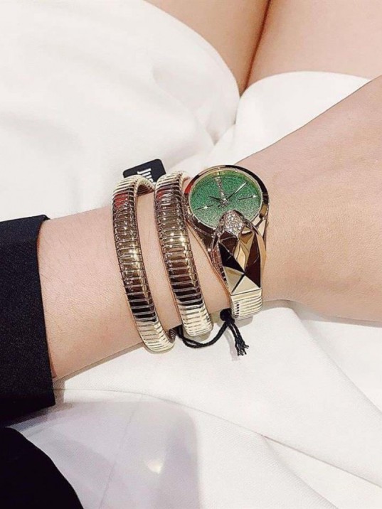 Just Cavalli JC1L114M0045 Kadın Kol Saati Just Cavalli JC1L114M0045 Kadın Kol Saati