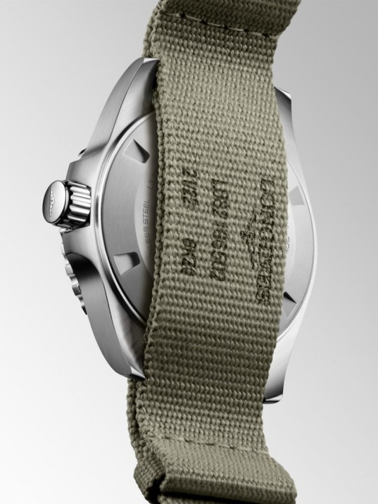 L37904062 Longines Hydroconquest GMT Erkek Kol Saati L3.790.4.06.2