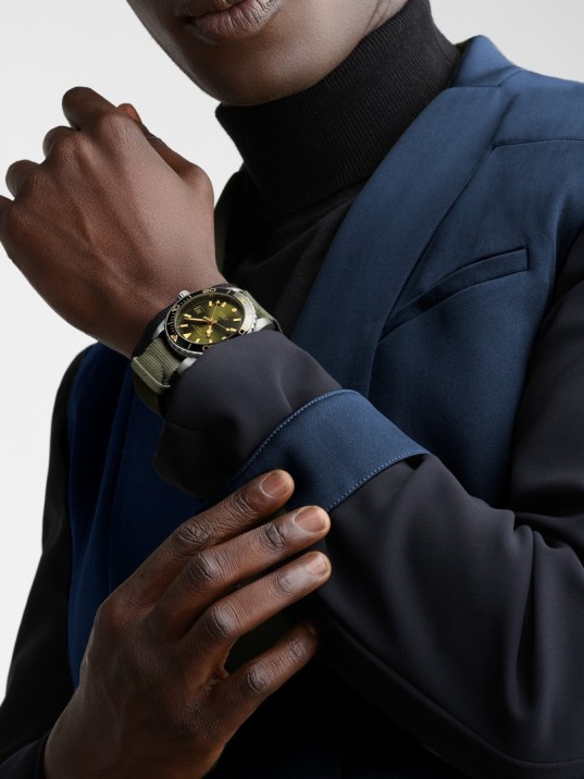 L37904062 Longines Hydroconquest GMT Erkek Kol Saati L3.790.4.06.2