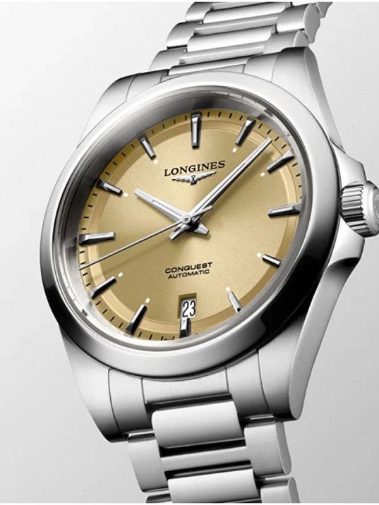 Longines Conquest L37204626 Kol Saati