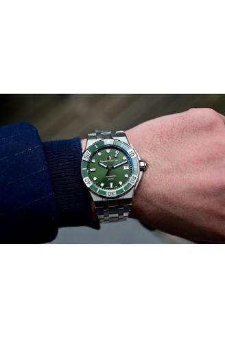 Maurice Lacroix Aikon AI6057-SSL52-630-1 Automatic Erkek Kol Saati