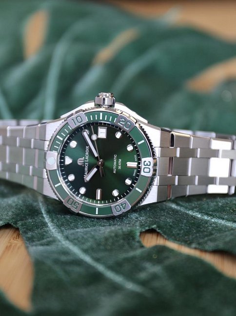 Maurice Lacroix Aikon AI6057-SSL52-630-1 Automatic Erkek Kol Saati