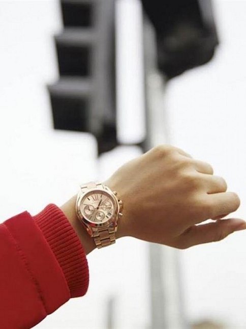 Michael Kors MK5799 Kadın Kol Saati