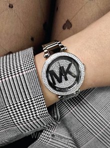 Michael Kors MK5925 Kadın Kol Saati