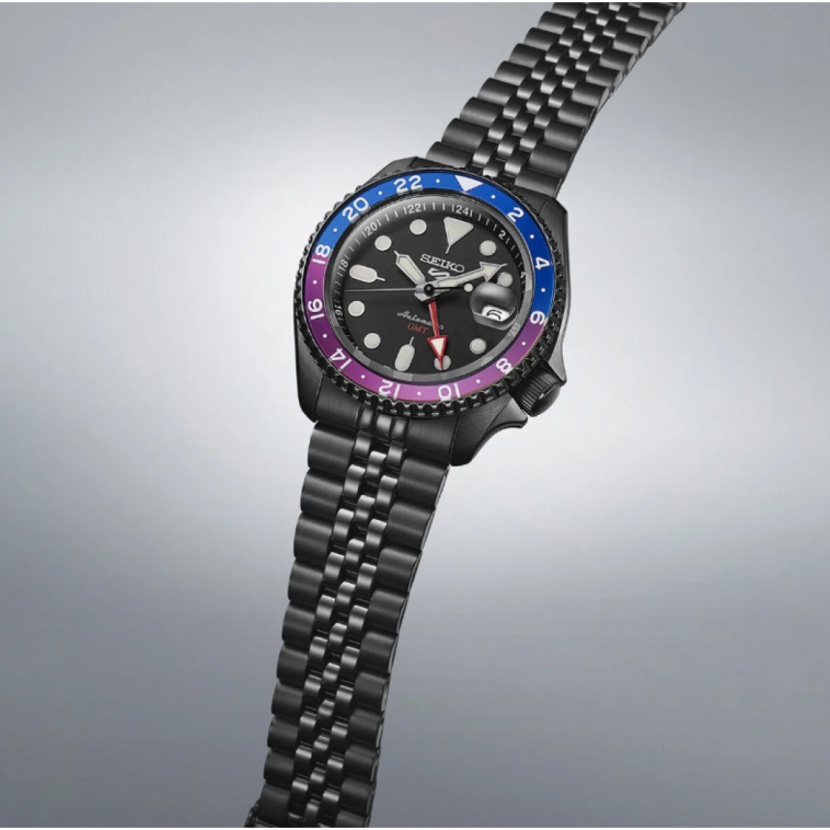 Seiko 5 Sports GMT SSK027K Erkek Kol Saati Seiko 5 Sports GMT SSK027K Erkek Kol Saati