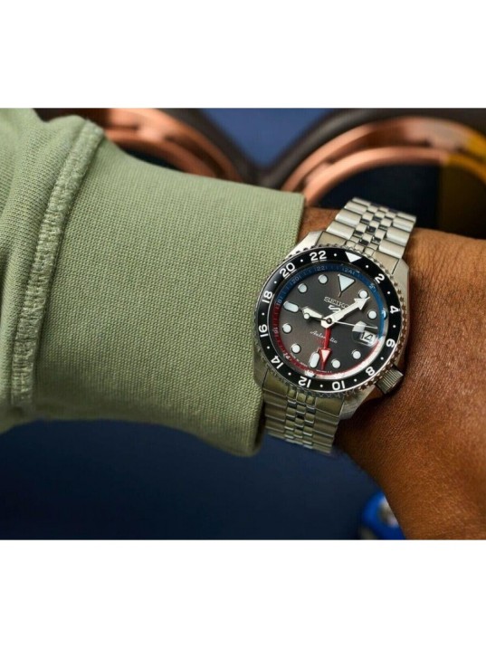 Seiko 5 Sports Otomatik GMT SSK019 Erkek Kol Saati SSK019J1 Seiko 5 Sports Otomatik GMT SSK019 Erkek Kol Saati SSK019J1