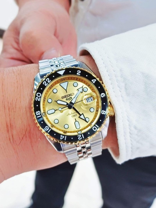 Seiko 5 Sports Otomatik GMT SSK044K Erkek Kol Saati SSK044K1