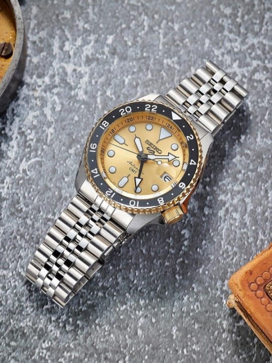 Seiko 5 Sports Otomatik GMT SSK044K Erkek Kol Saati SSK044K1