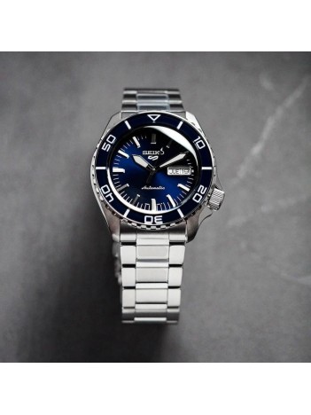 Seiko 5 Sports SKX Series Erkek Kol Saati SRPK97K