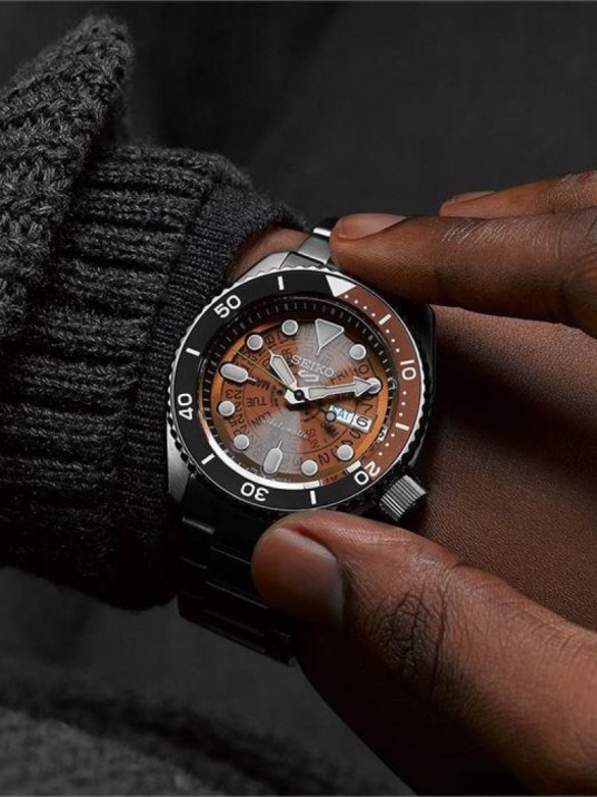 Seiko 5 Sports SRPJ47K Otomatik Erkek Kol Saati SRPJ47K1