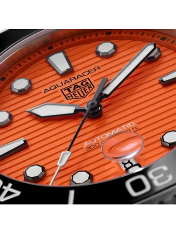 TAG Heuer Aquaracer Professional WBP201F.BA0632 300 Orange Diver Erkek Kol Saati TAG Heuer Aquaracer Professional WBP201F.BA0632 300 Orange Diver Erkek Kol Saati