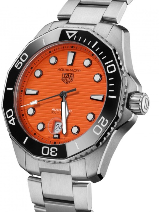 TAG Heuer Aquaracer Professional WBP201F.BA0632 300 Orange Diver Erkek Kol Saati TAG Heuer Aquaracer Professional WBP201F.BA0632 300 Orange Diver Erkek Kol Saati