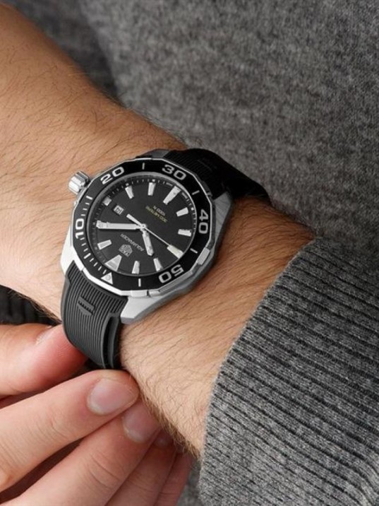 Tag Heuer Aquaracer WAY101A.FT6141 Erkek Kol Saati Tag Heuer Aquaracer WAY101A.FT6141 Erkek Kol Saati