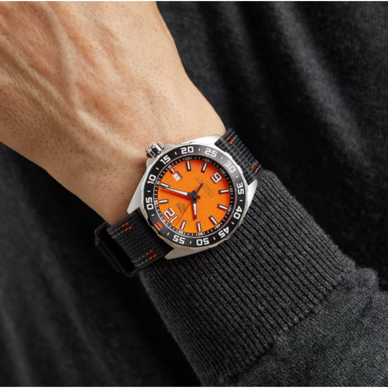 TAG Heuer Formula 1 WAZ101A.FC8305 Erkek Kol Saati TAG Heuer Formula 1 WAZ101A.FC8305 Erkek Kol Saati