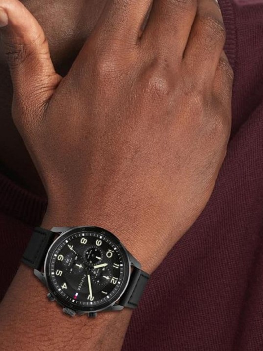 Tommy Hilfiger TH1792004 Erkek Kol Saati