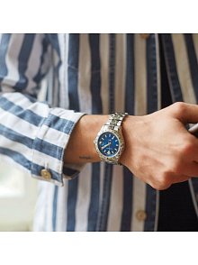 Versace VRSCV11010015 Erkek Kol Saati
