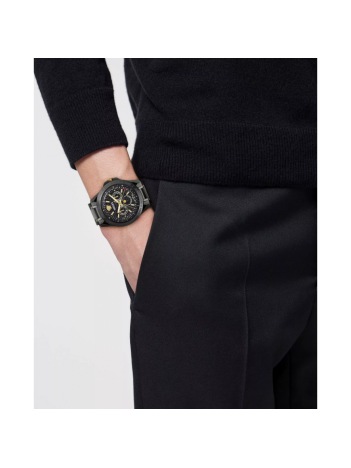 Versace VRSCVE0K00525 Erkek Kol Saati Versace VRSCVE0K00525 Erkek Kol Saati