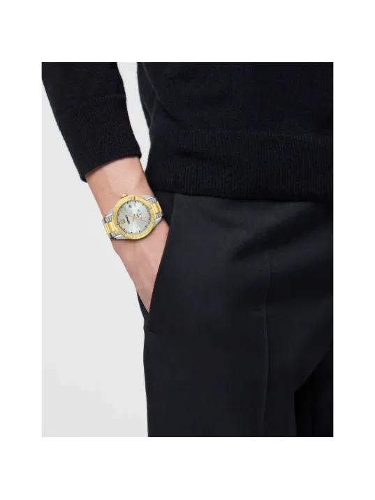 Versace VRSCVE0U00325 Erkek Kol Saati Versace VRSCVE0U00325 Erkek Kol Saati