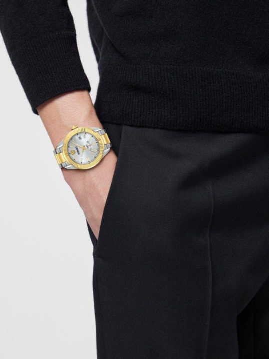 Versace VRSCVE0U00325 Erkek Kol Saati