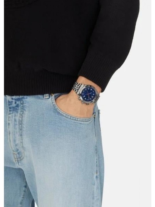 Versace VRSCVE2U00722 Erkek Kol Saati VE2U00722 Versace VRSCVE2U00722 Erkek Kol Saati VE2U00722