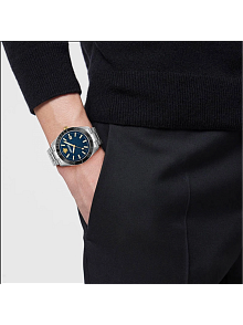 Versace VRSCVE8E00324 Erkek Kol Saati