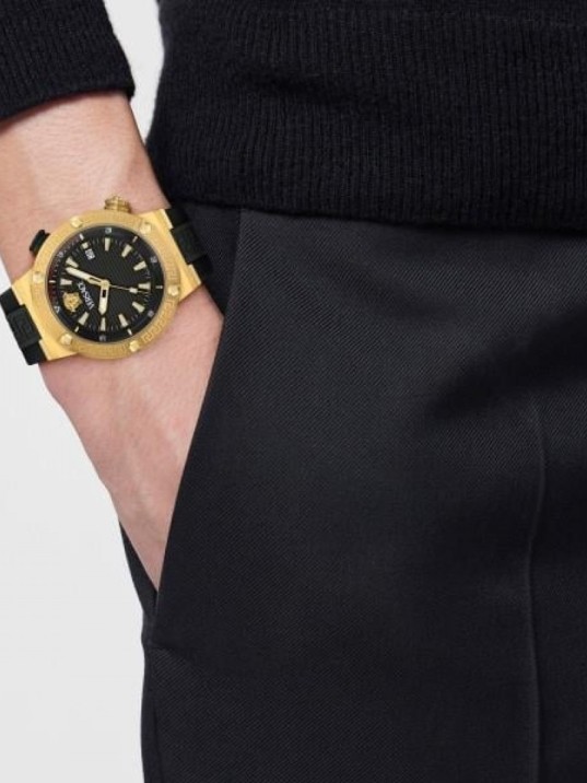 Versace VRSCVE8G00324 Erkek Kol Saati