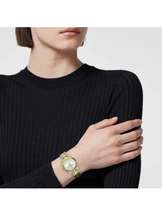 Versace VRSCVE9CA0224 Kadın Kol Saati