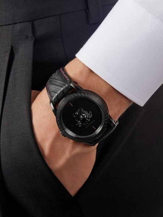 Versace VRSCVERD00218 Erkek Kol Saati
