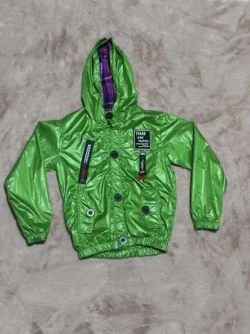 2-8 Yaş Arası Erkek Çocuk Kapşonlu Astarlı Mont Yağmurluk Bennetton Yeşil 2-8 Yaş Arası Erkek Çocuk Kapşonlu Astarlı Mont Yağmurluk Bennetton Yeşil