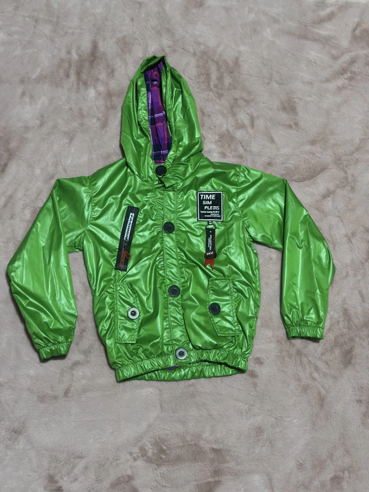 2-8 yaş arası erkek çocuk kapşonlu astarlı mont yağmurluk bennetton yeşil 2-8 yaş arası erkek çocuk kapşonlu astarlı mont yağmurluk bennetton yeşil