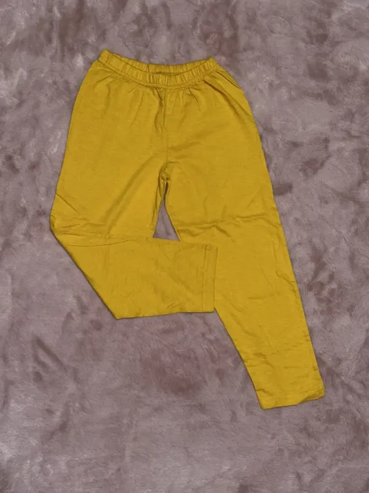 2-8 Yaş Erkek Çocuk Pijama Beli Lastikli Düz Renk Hardal 2-8 Yaş Erkek Çocuk Pijama Beli Lastikli Düz Renk Hardal