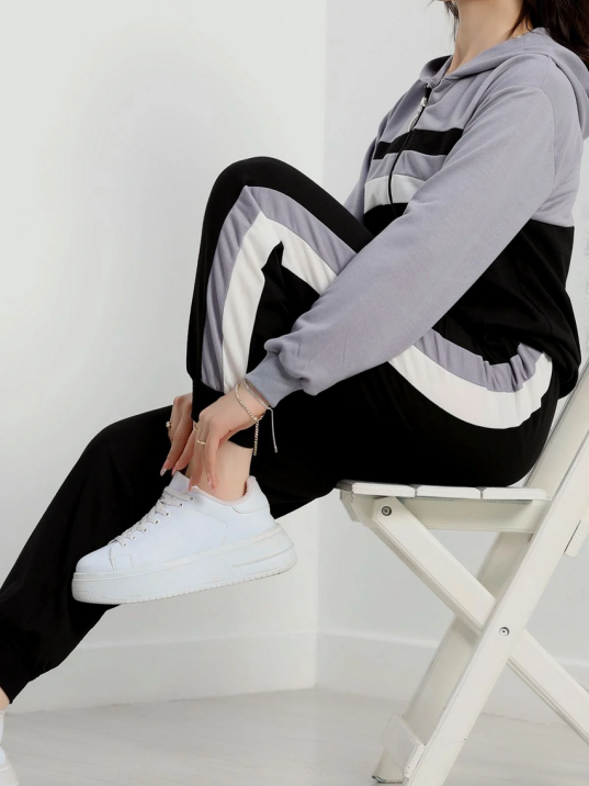 2 İplik Alt Üst Eşofman Takımı Siyah Gri 2 İplik Alt Üst Eşofman Takımı Siyah Gri