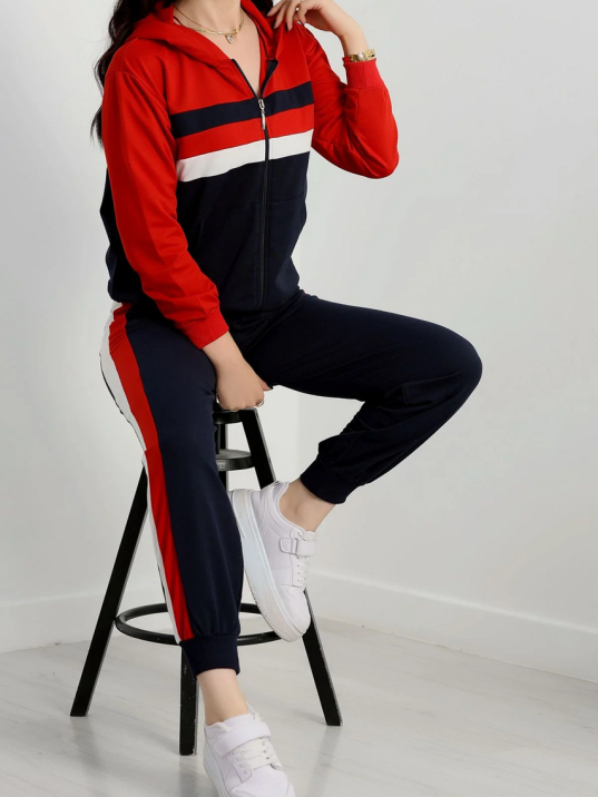 2 İplik Alt Üst Eşofman Takımı Siyah Kırmızı 2 İplik Alt Üst Eşofman Takımı Siyah Kırmızı