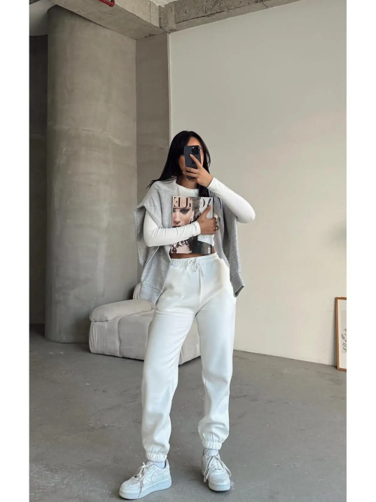 3 iplik şardonlu paça lastikli eşofman beyaz is001 3 iplik şardonlu paça lastikli eşofman beyaz is001